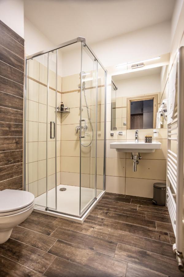 Hotel Demanova Apartments - Dependance Liptovský Mikuláš Exteriör bild